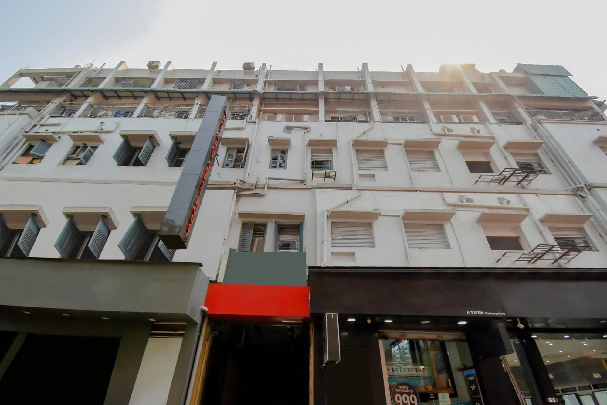 Hotel O Lindsay Inn Guest House Bara Bazar Exterior photo
