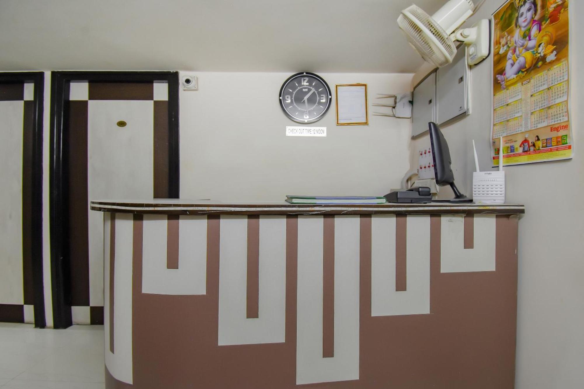 Hotel O Lindsay Inn Guest House Bara Bazar Exterior photo